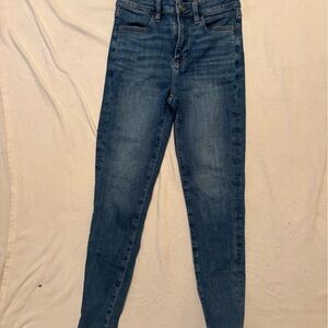 American Eagle skinny jeans